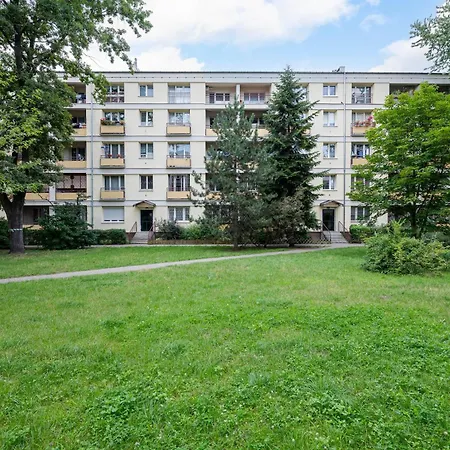 Nowa Praga Homely By Bookinghost Daire *