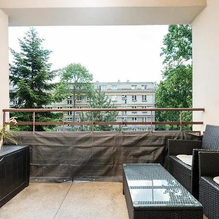 Nowa Praga Homely By Bookinghost